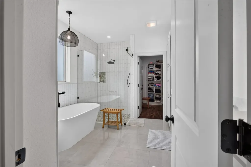2604 Candlestick Drive Granbury TX 76049