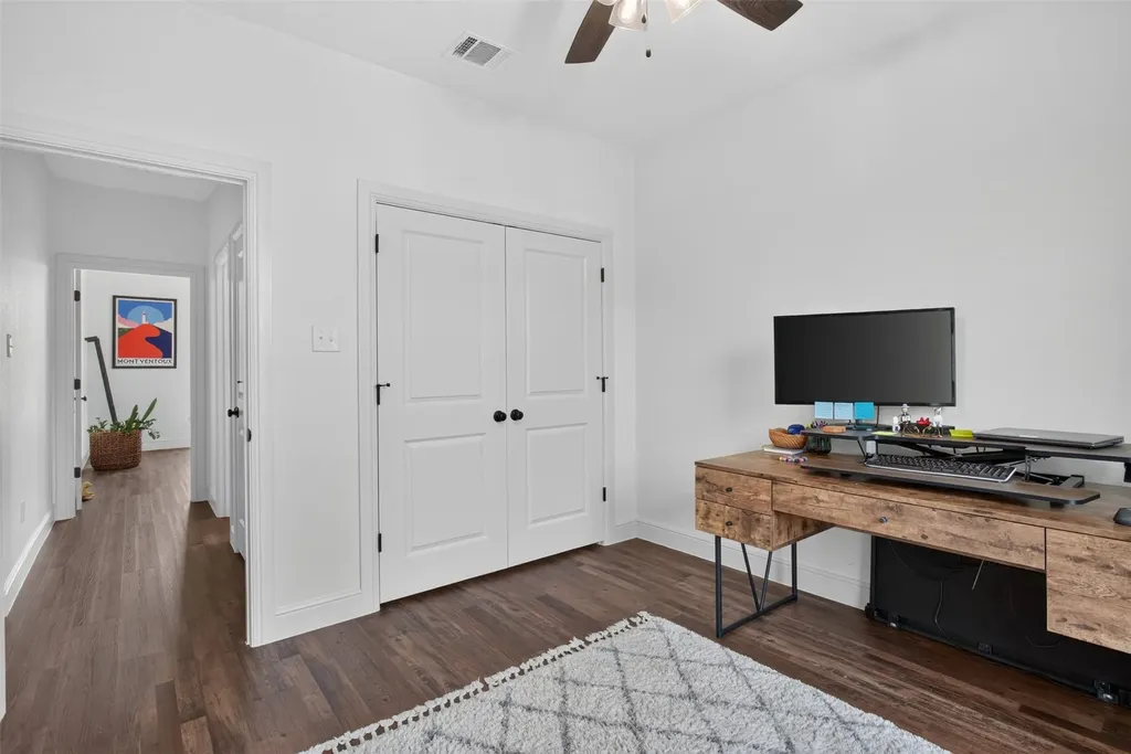 2604 Candlestick Drive Granbury TX 76049
