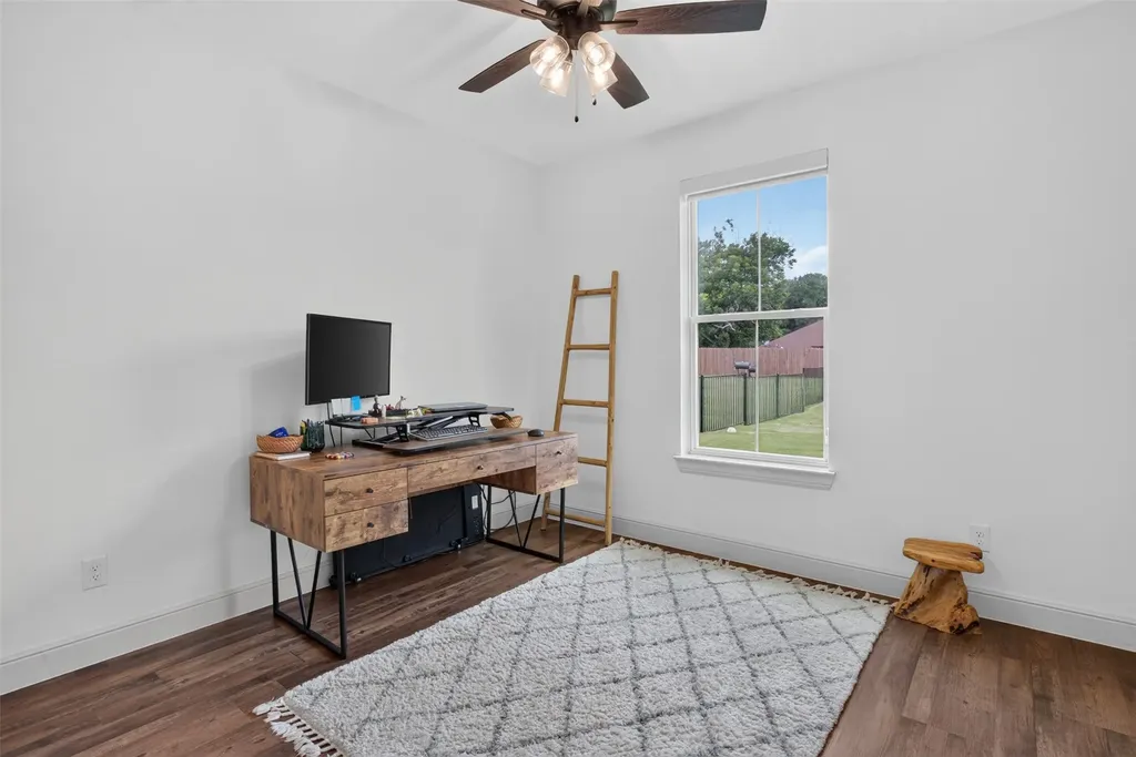 2604 Candlestick Drive Granbury TX 76049