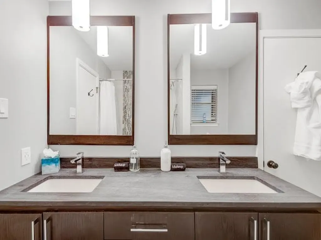 9667 Timberleaf Drive Dallas TX 75243