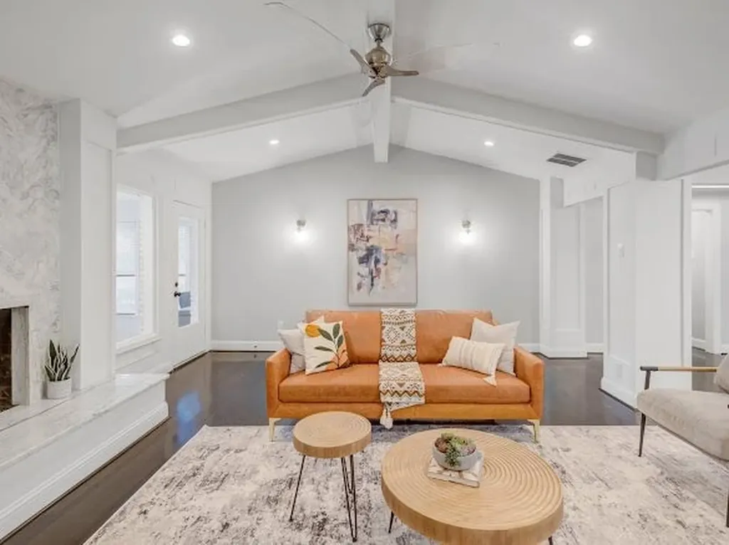 9667 Timberleaf Drive Dallas TX 75243