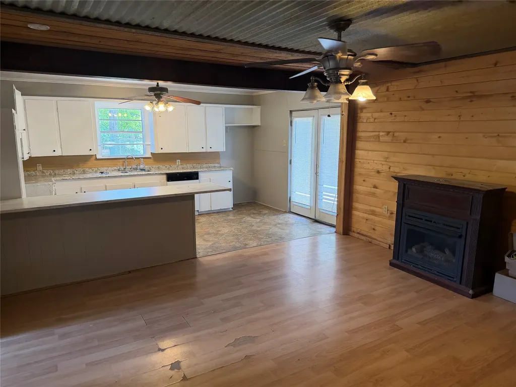 305 E Pliler Precise Road Longview TX 75605