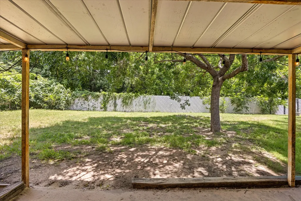 575 N Charlotte Avenue Stephenville TX 76401