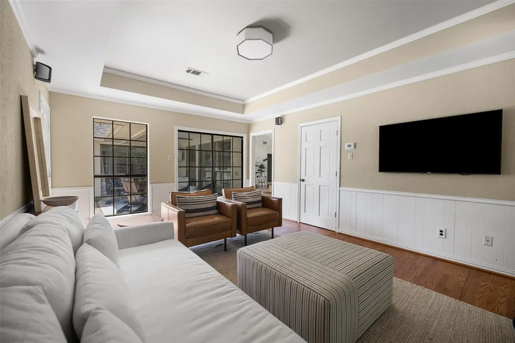 6501 Copper Creek Drive Dallas TX 75248