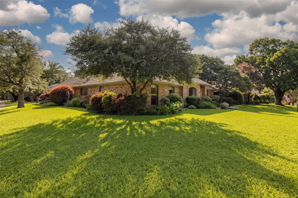 6501 Copper Creek Drive Dallas TX 75248