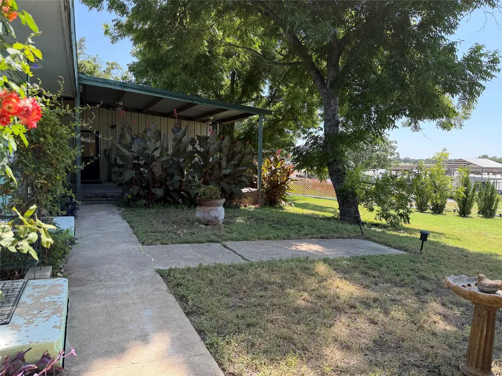 103 Lake Bridge Lane Brownwood TX 76801