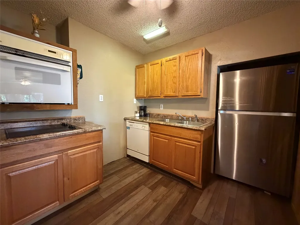 103 Lake Bridge Lane Brownwood TX 76801