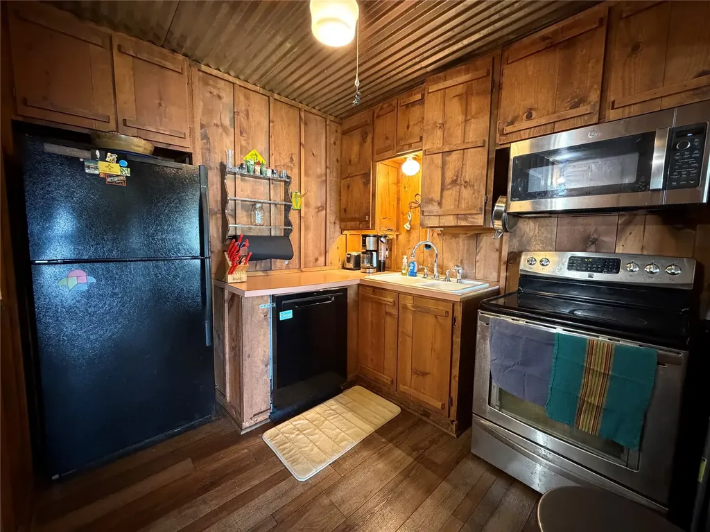 103 Lake Bridge Lane Brownwood TX 76801