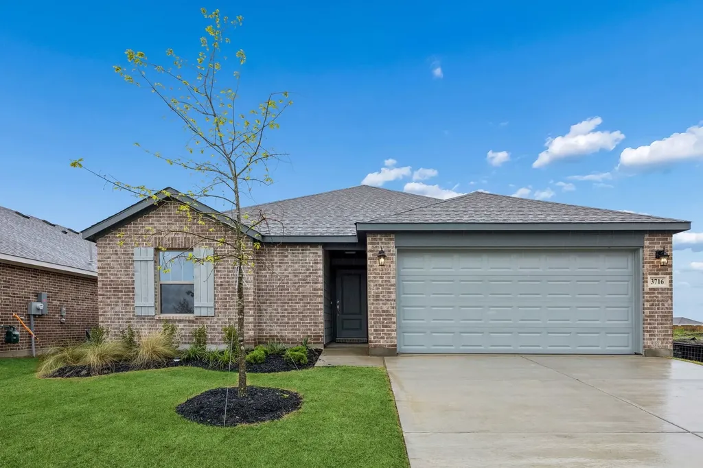3711 Brewster Royse City TX 75189