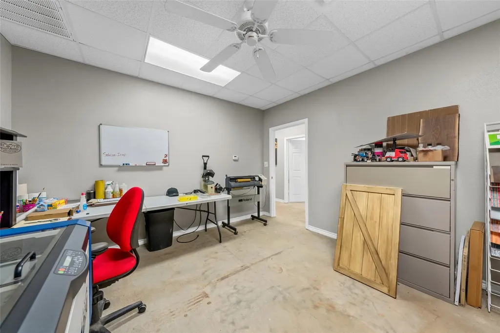 219 E Ave C Rosebud TX 76570