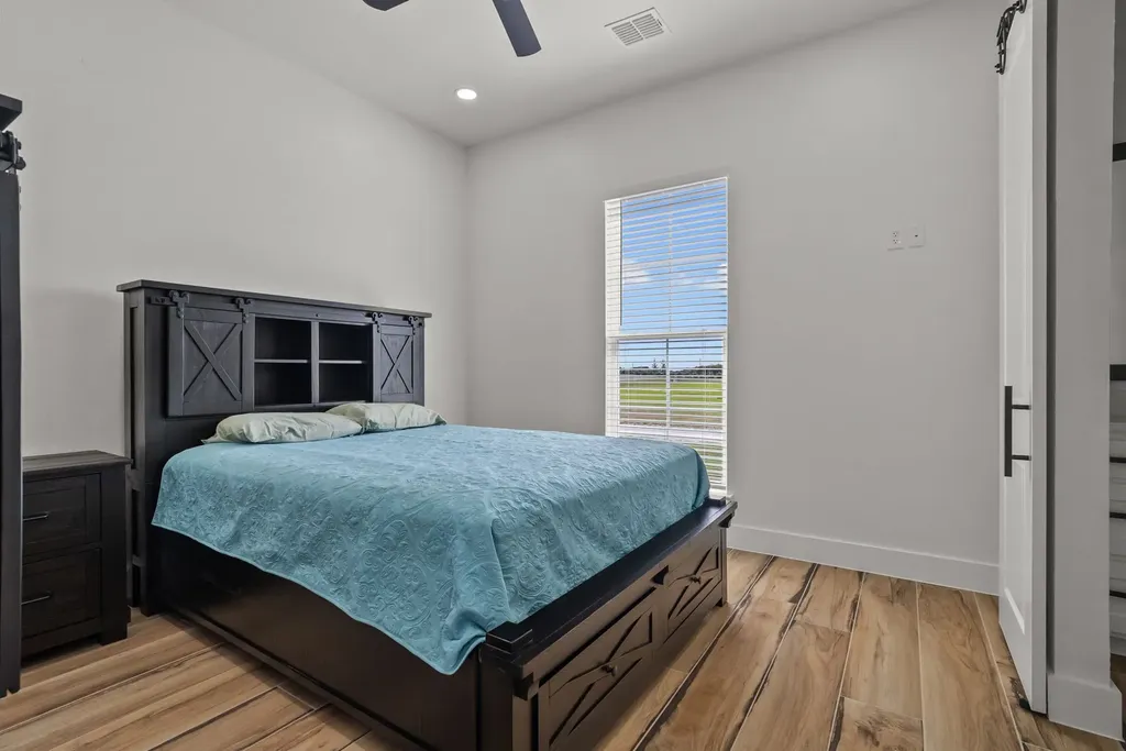 1015 Pilgrim Trail Weatherford TX 76088