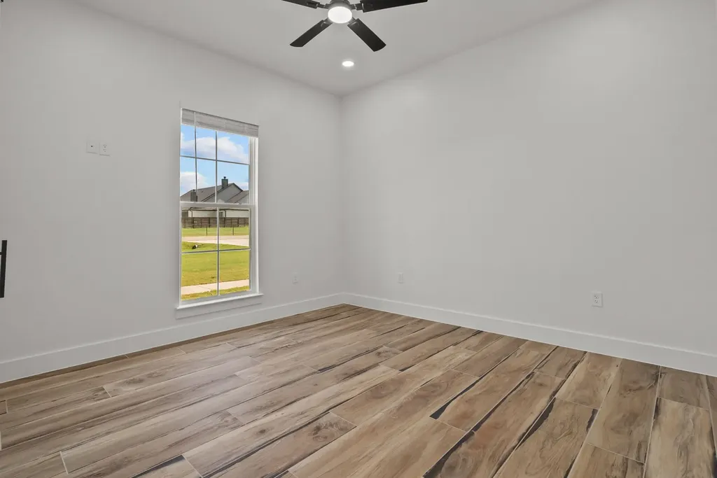 1015 Pilgrim Trail Weatherford TX 76088