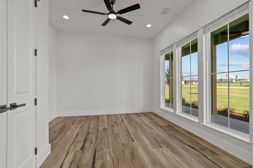 1015 Pilgrim Trail Weatherford TX 76088