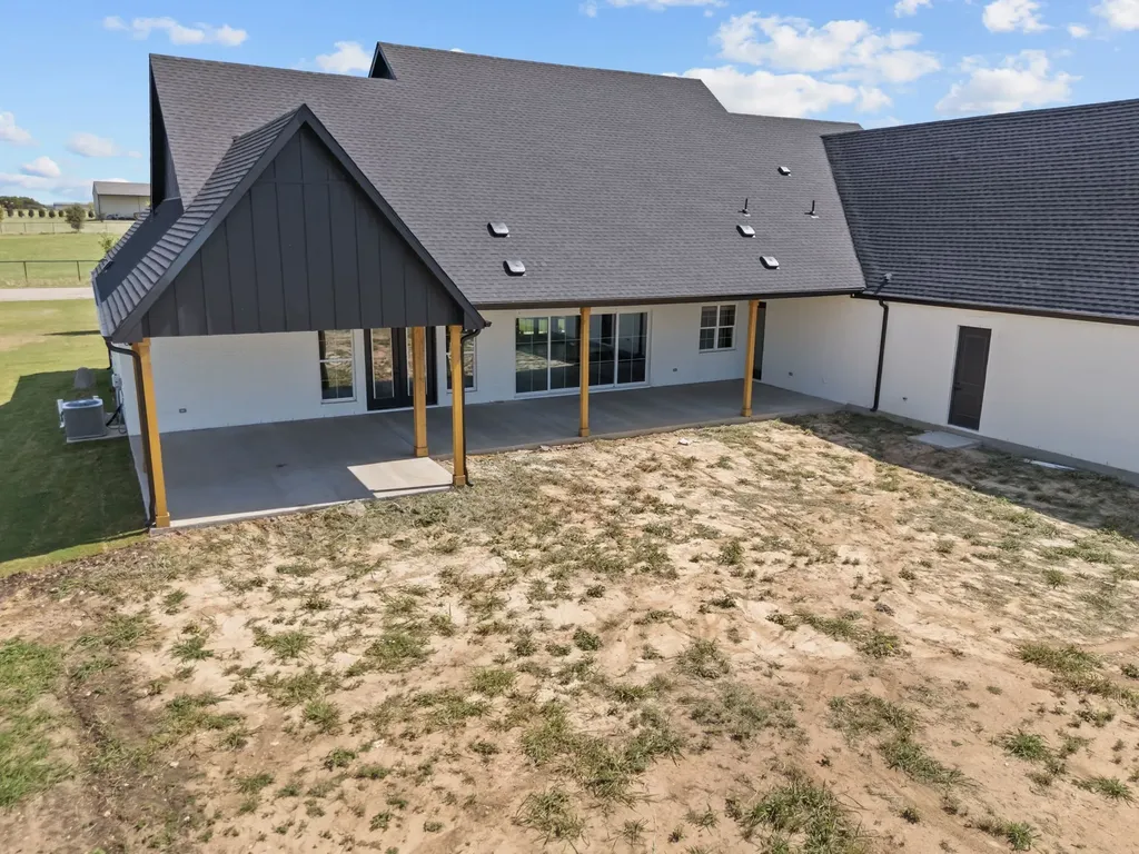 1015 Pilgrim Trail Weatherford TX 76088
