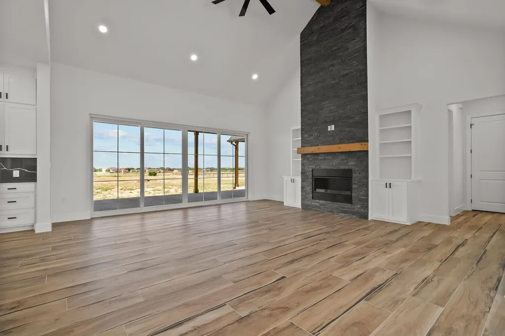 1015 Pilgrim Trail Weatherford TX 76088