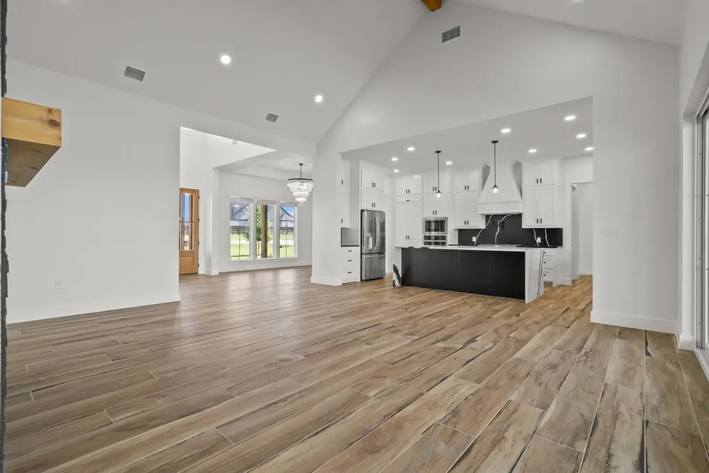 1015 Pilgrim Trail Weatherford TX 76088