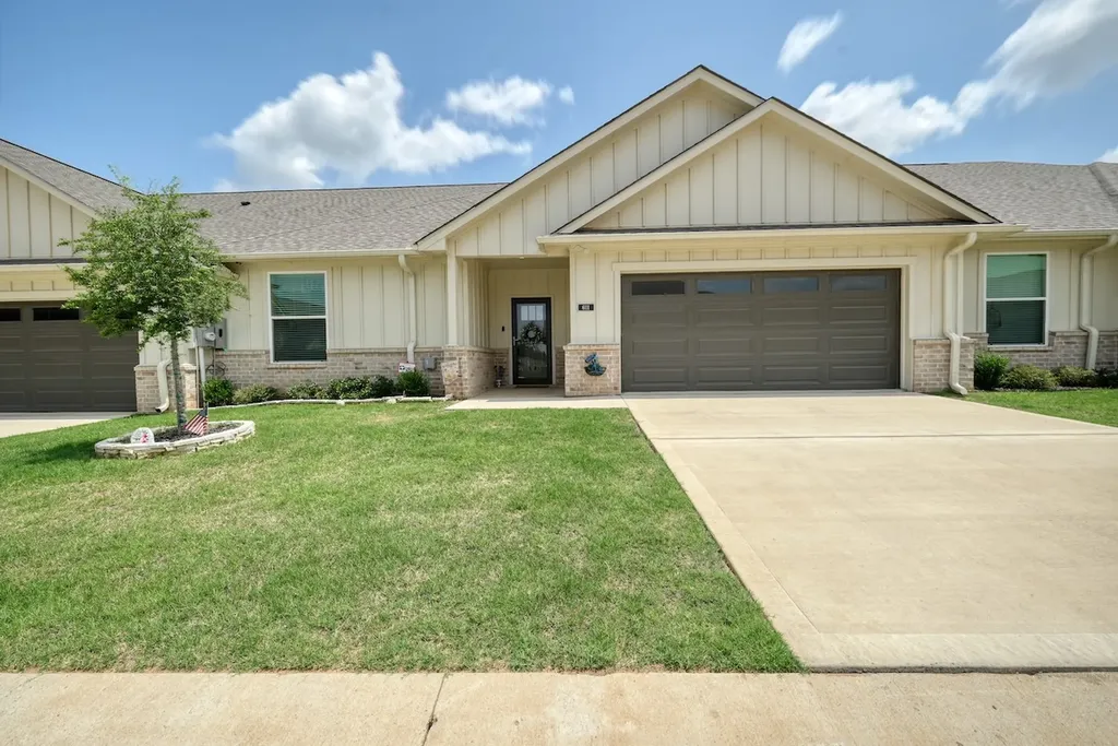6111 Hamilton Meadows Way Tyler TX 75703