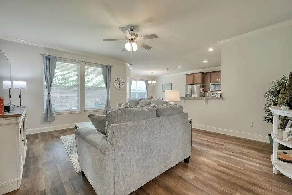 6111 Hamilton Meadows Way Tyler TX 75703