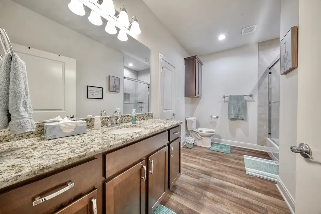 6111 Hamilton Meadows Way Tyler TX 75703