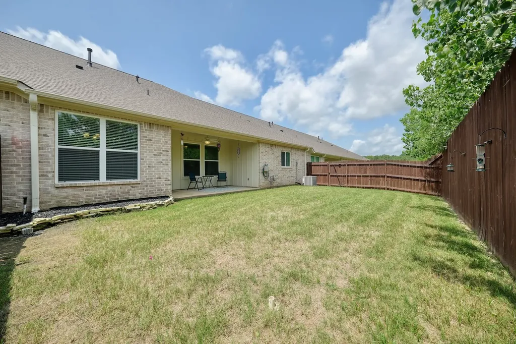 6111 Hamilton Meadows Way Tyler TX 75703