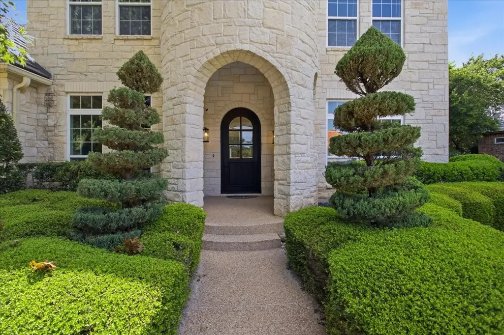 6705 Olympia Hills Road Fort Worth TX 76132