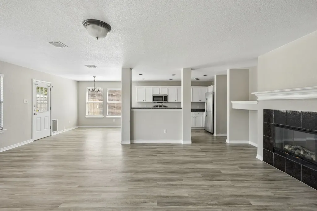 3924 Estrella Court Fort Worth TX 76106