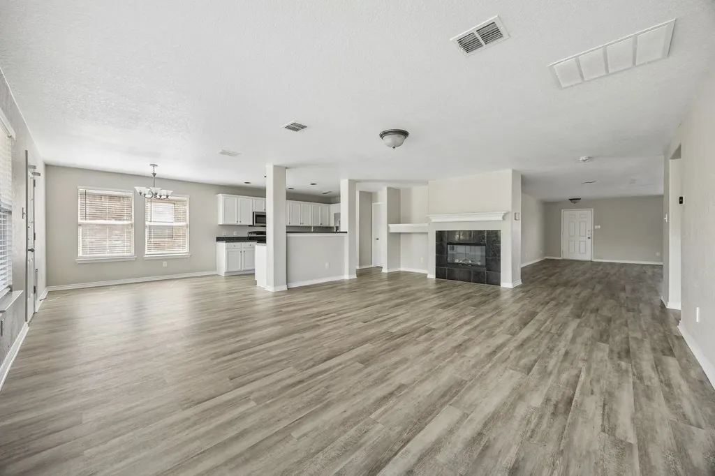 3924 Estrella Court Fort Worth TX 76106