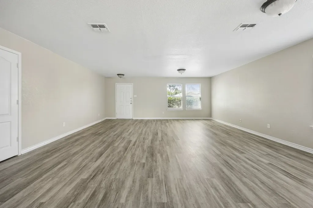 3924 Estrella Court Fort Worth TX 76106