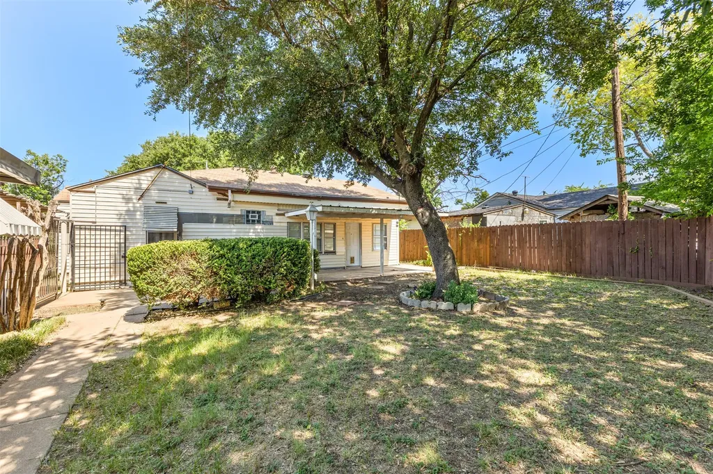 4807 Penrose Avenue Fort Worth TX 76116
