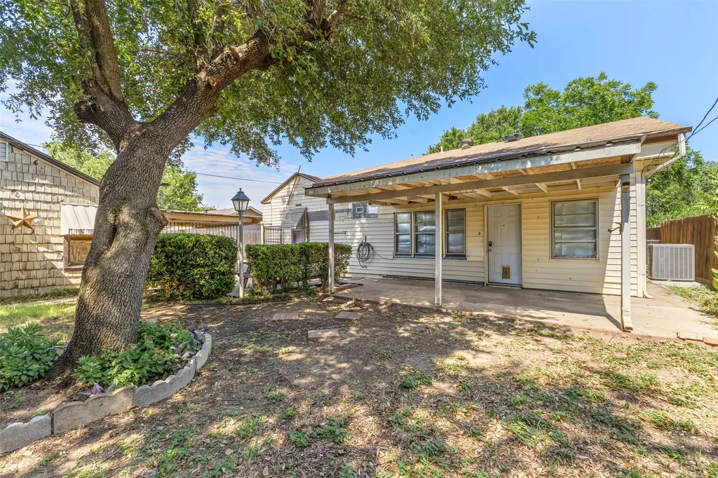 4807 Penrose Avenue Fort Worth TX 76116