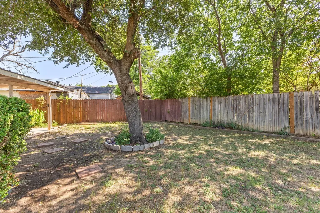 4807 Penrose Avenue Fort Worth TX 76116