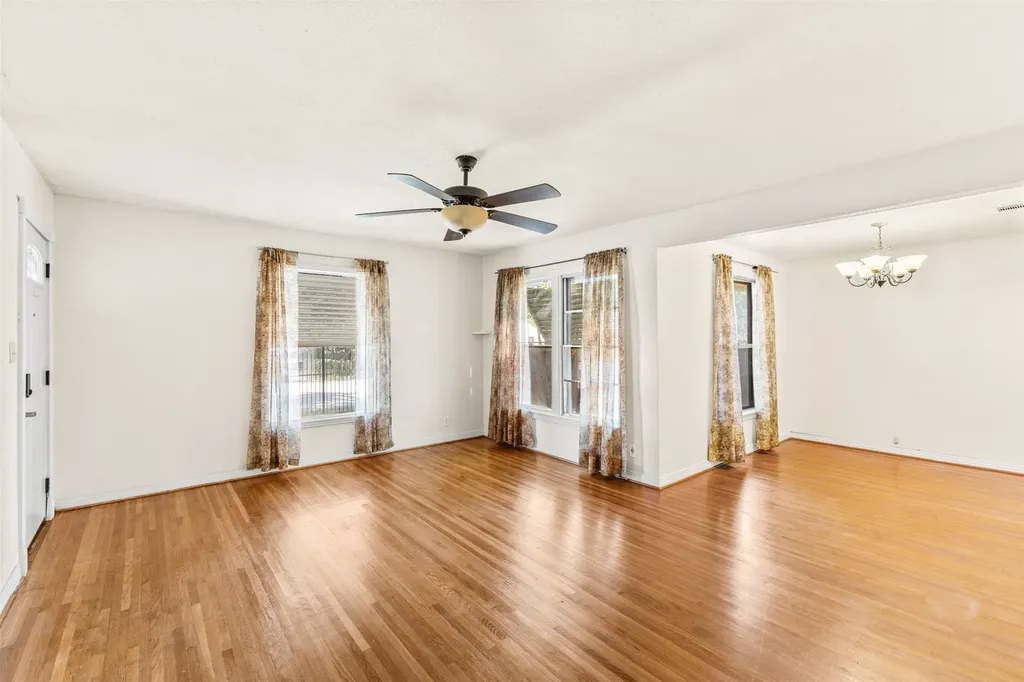 4807 Penrose Avenue Fort Worth TX 76116