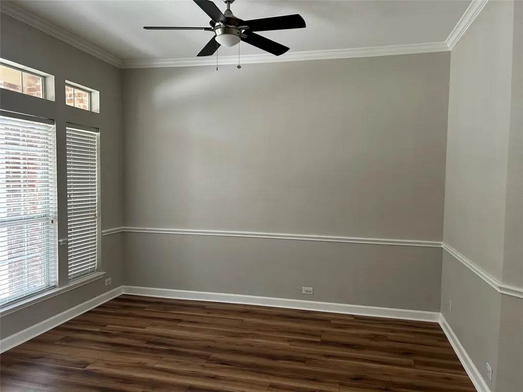 2717 Foxpoint Trail Arlington TX 76017