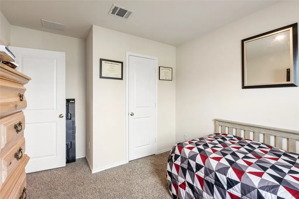 1804 Pecan Valley Drive Kaufman TX 75142