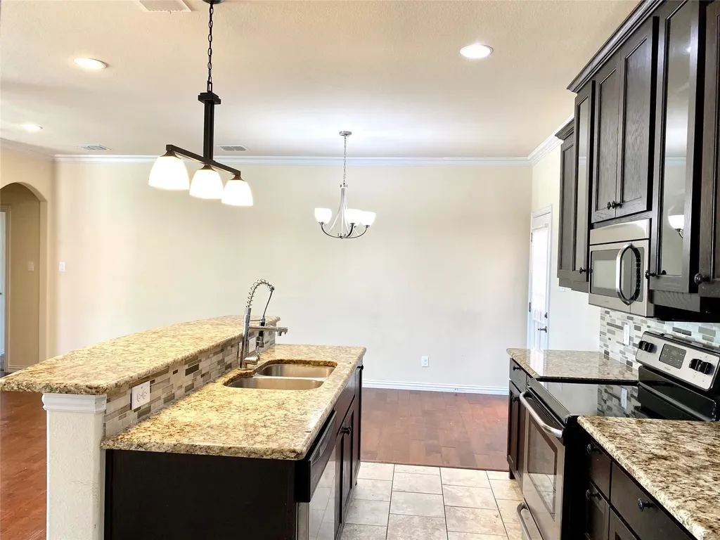 621 Fleming Street Wylie TX 75098