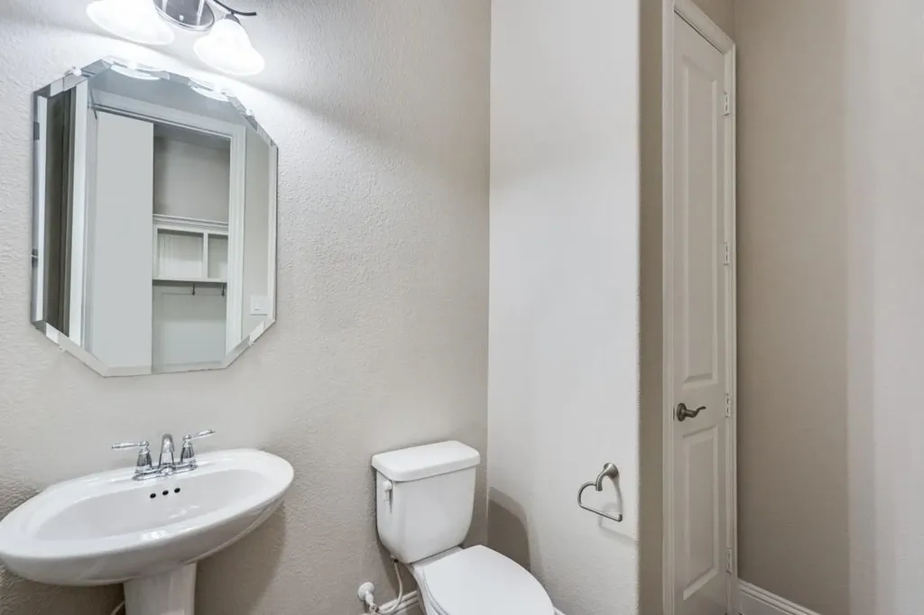 1058 Atherton Place Allen TX 75013