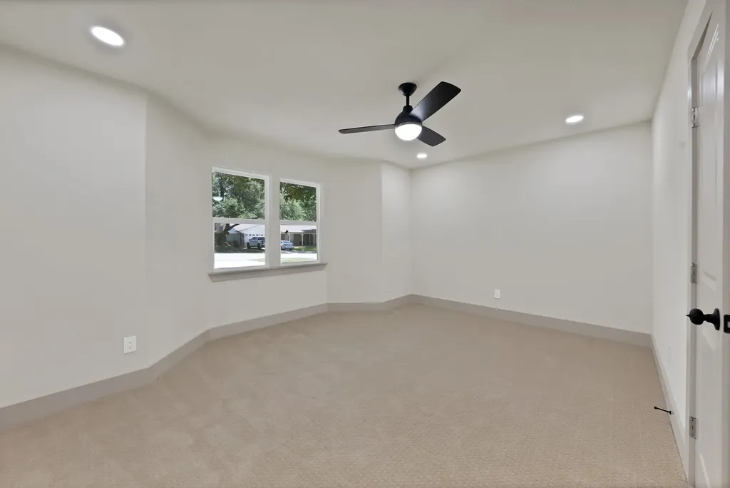 5704 Wessex Avenue Fort Worth TX 76133