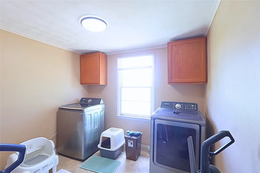 380 Vz County Road 4211 Ben Wheeler TX 75754