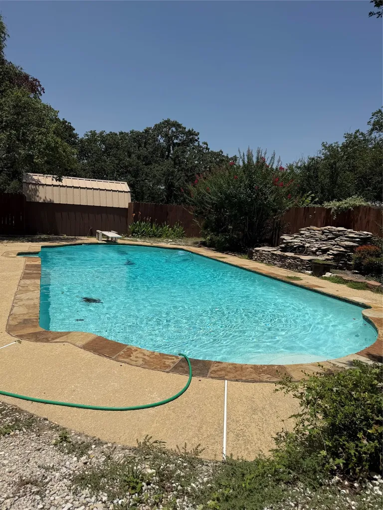 821 E Highway 199 Springtown TX 76082