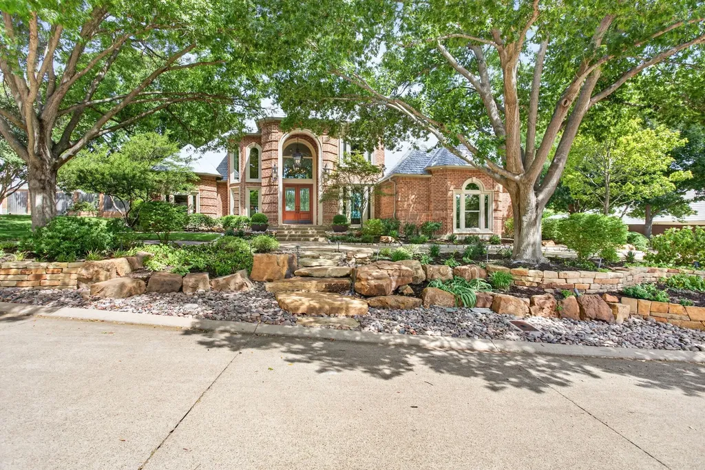 6116 Annandale Drive Fort Worth TX 76132