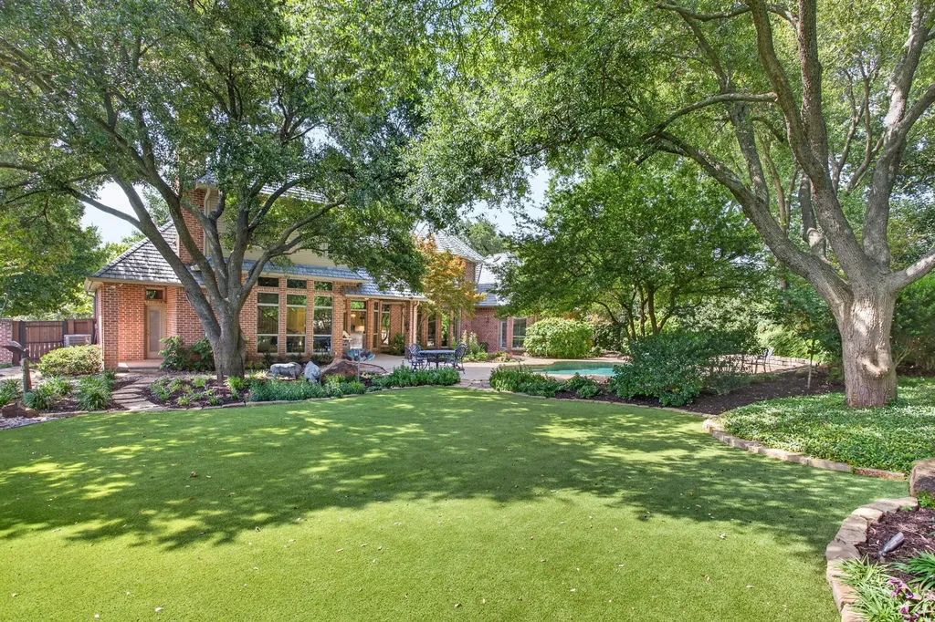 6116 Annandale Drive Fort Worth TX 76132