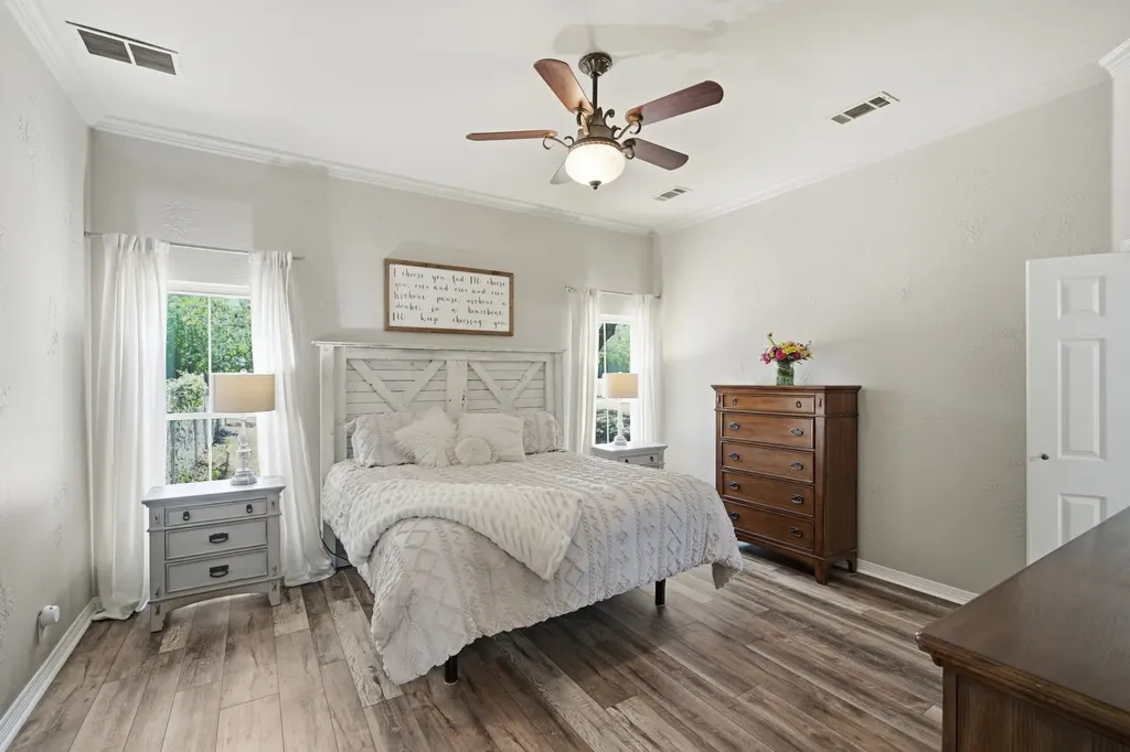 1201 N Oak Branch Road Waxahachie TX 75167