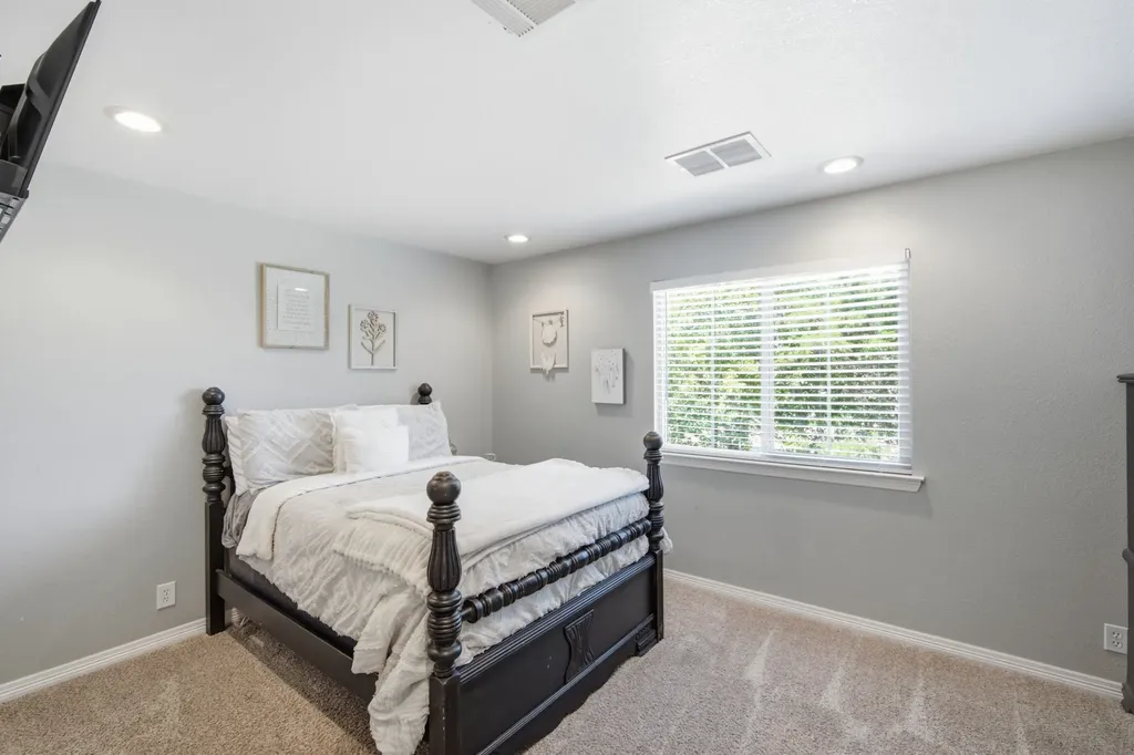 1201 N Oak Branch Road Waxahachie TX 75167