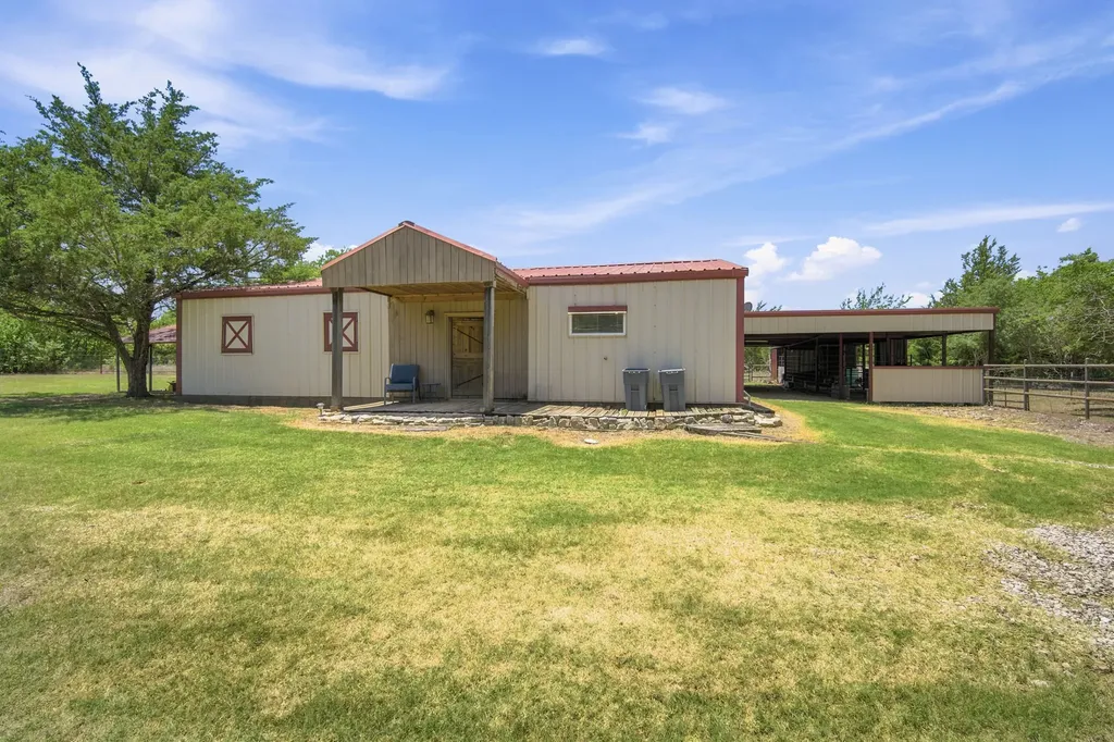 1201 N Oak Branch Road Waxahachie TX 75167