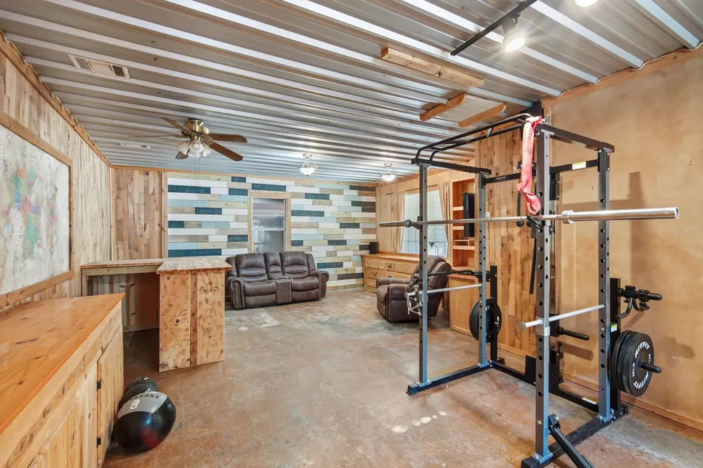 1201 N Oak Branch Road Waxahachie TX 75167