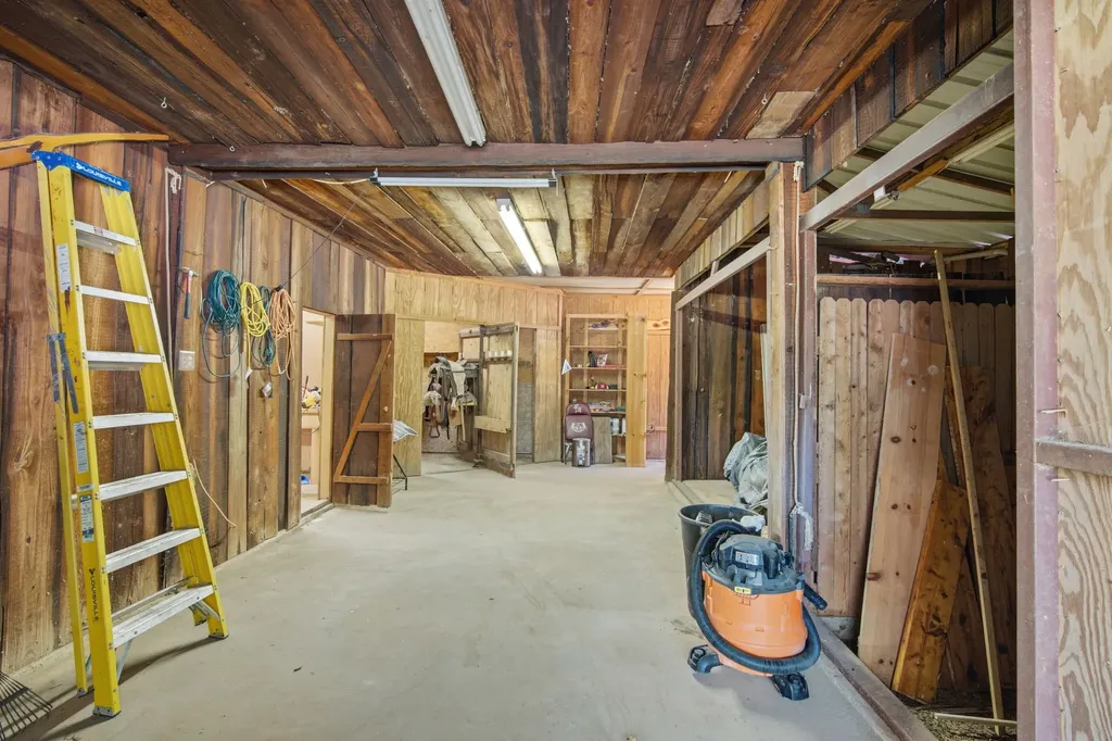 1201 N Oak Branch Road Waxahachie TX 75167
