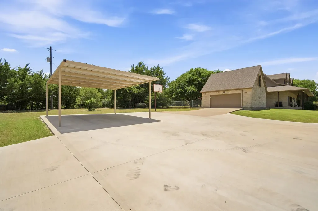 1201 N Oak Branch Road Waxahachie TX 75167