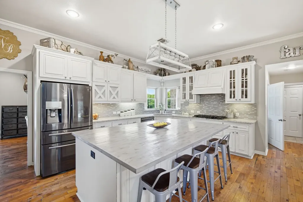 1201 N Oak Branch Road Waxahachie TX 75167