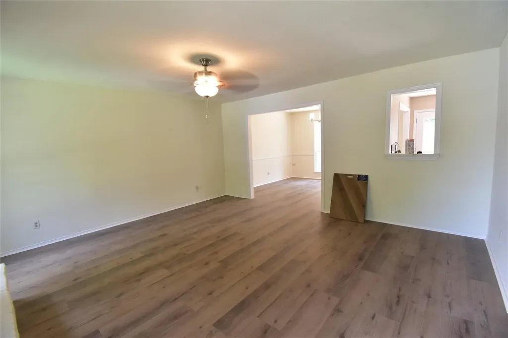 14335 Haymeadow Circle Dallas TX 75254