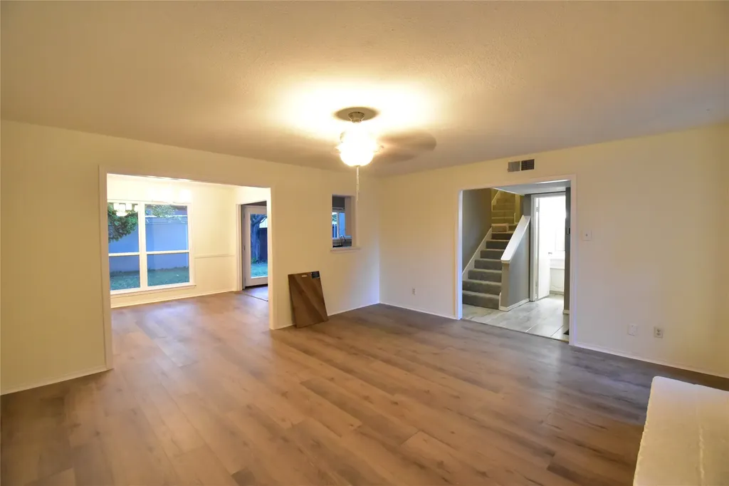 14335 Haymeadow Circle Dallas TX 75254